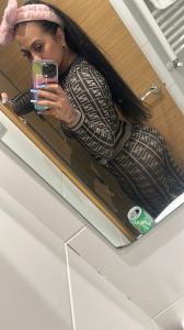 617064423: Chica busca chico en Madrid