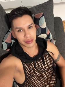 654979926: Chico busca chica en León