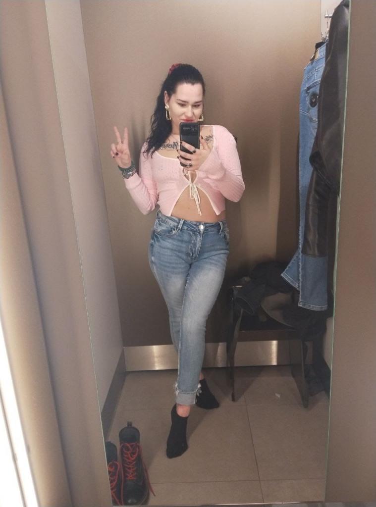 634287277: Chica busca chico en Burgos