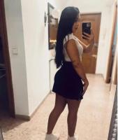 631093278: Chica busca chico en Sevilla