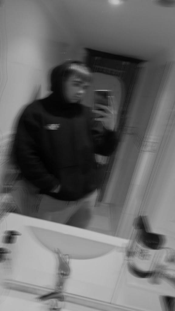 Chico busca chica en Sevilla: 