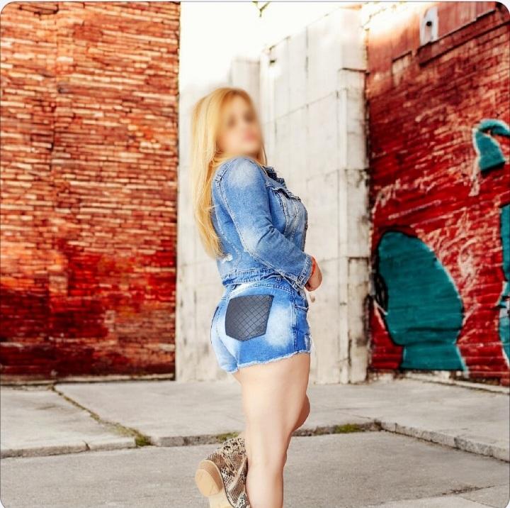 649685144: Chica busca chico en Murcia