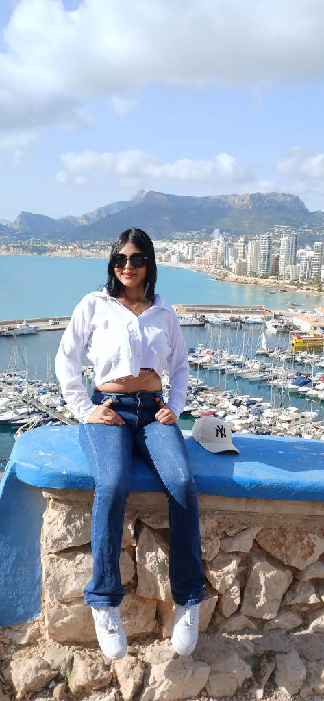 632113621: Chica busca chico en Córdoba