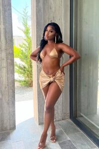 632449950: Chica busca chico en Barcelona