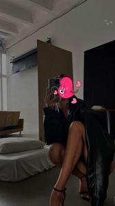 614607189: Chica busca chico en Murcia