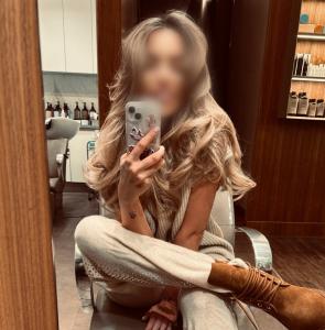 621096469: Chica busca chico en Málaga