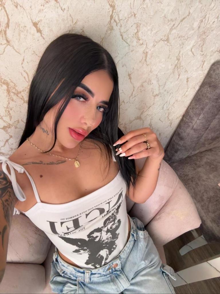 603359259: Chica busca chico en Navarra