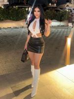 631885016: Chica busca chico en Barcelona