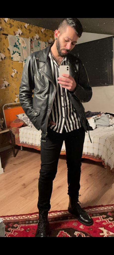 Chico busca chica en Gerona: 