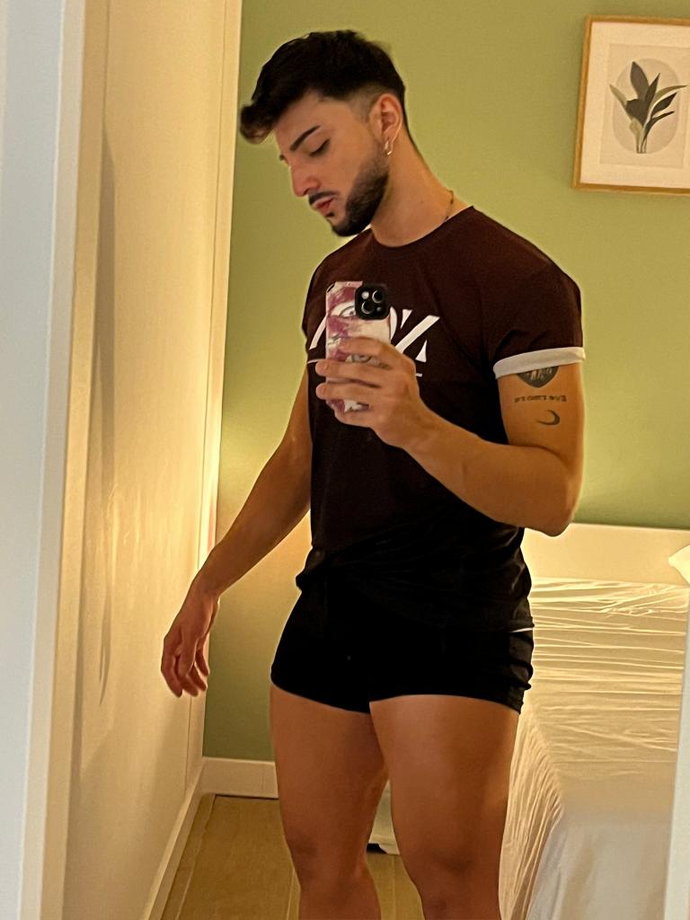 Chico busca chica en Ceuta: 