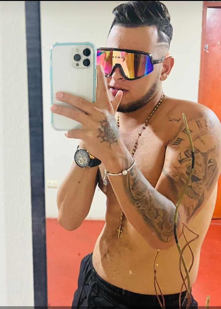 Chico busca chica en Las Palmas: 