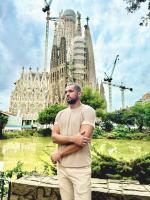 683162550: Chico busca chica en Madrid