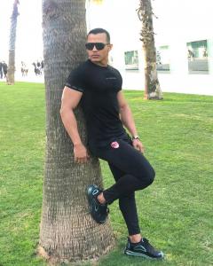 Chico busca chica en Gerona: 