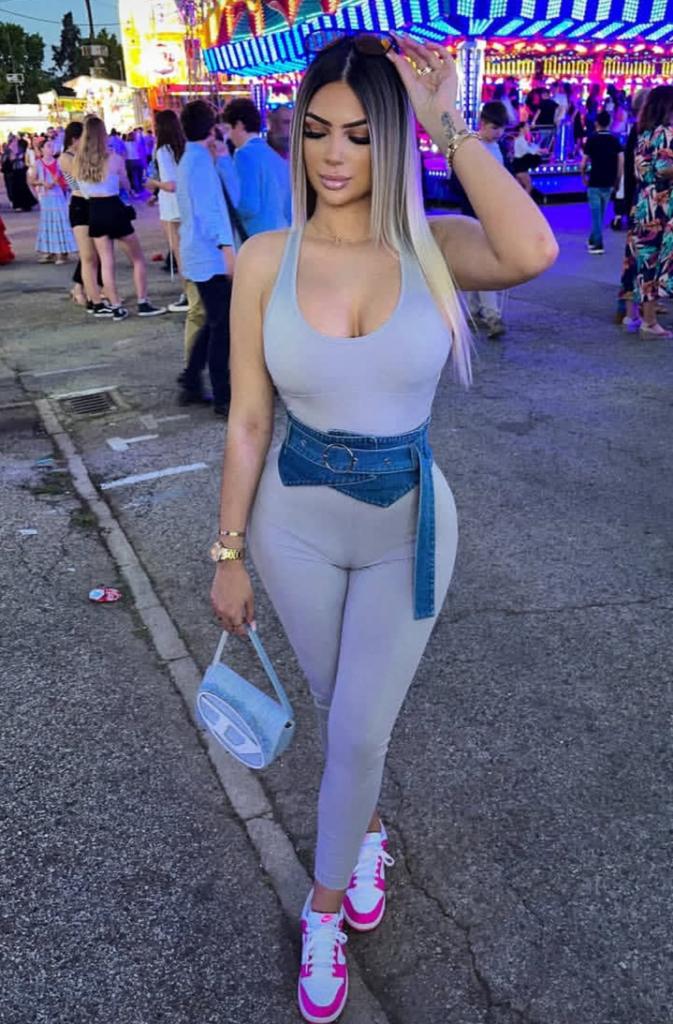 652854044: Chica busca chico en Almería