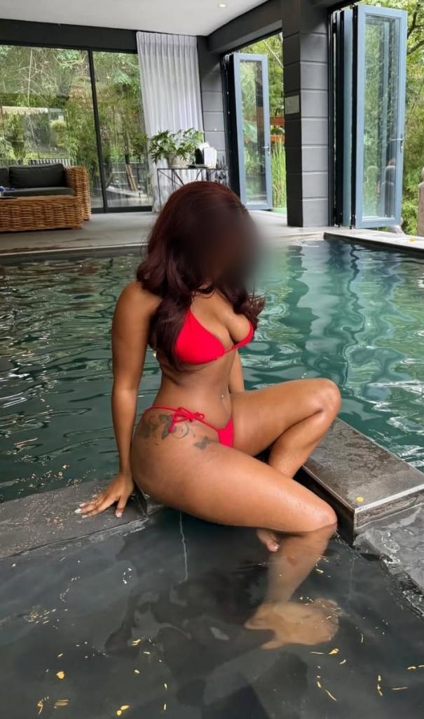 Chica busca chico en Jaén: 