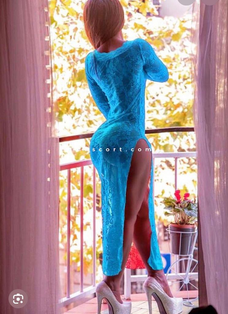 Chica busca chico en Barcelona: 