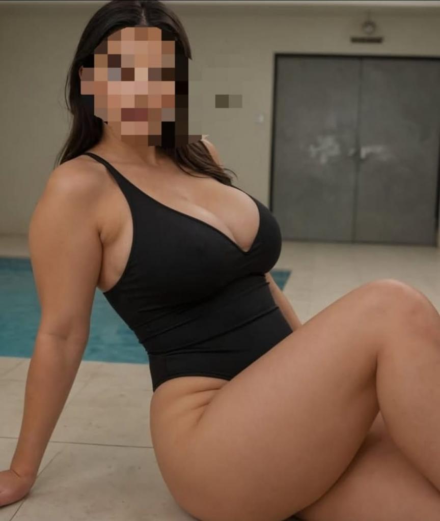 613167605: Chica busca chico en Cádiz