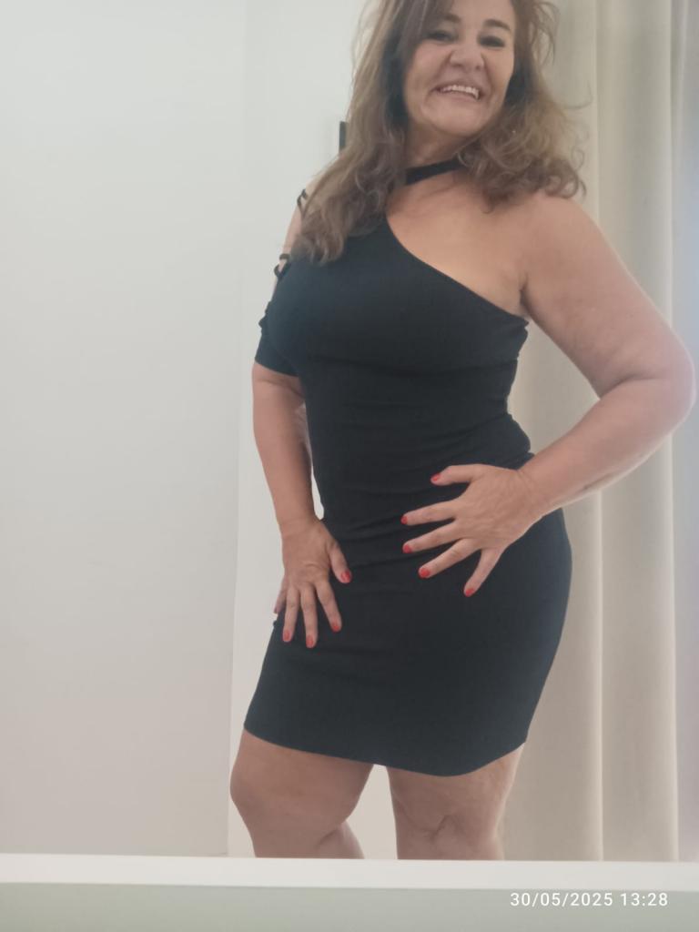 612260847: Chica busca chico en La Coruña