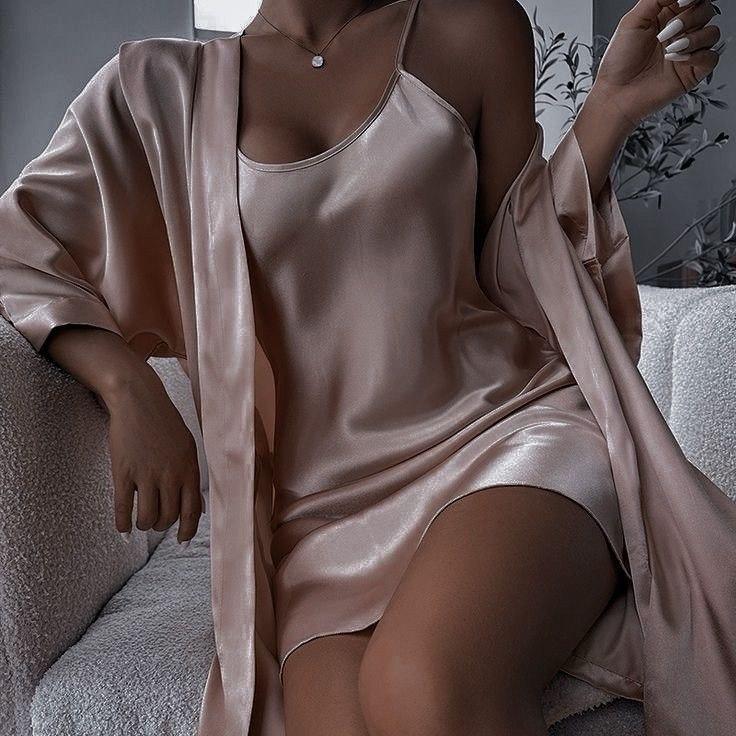 747443231: Chica busca chico en Cantabria