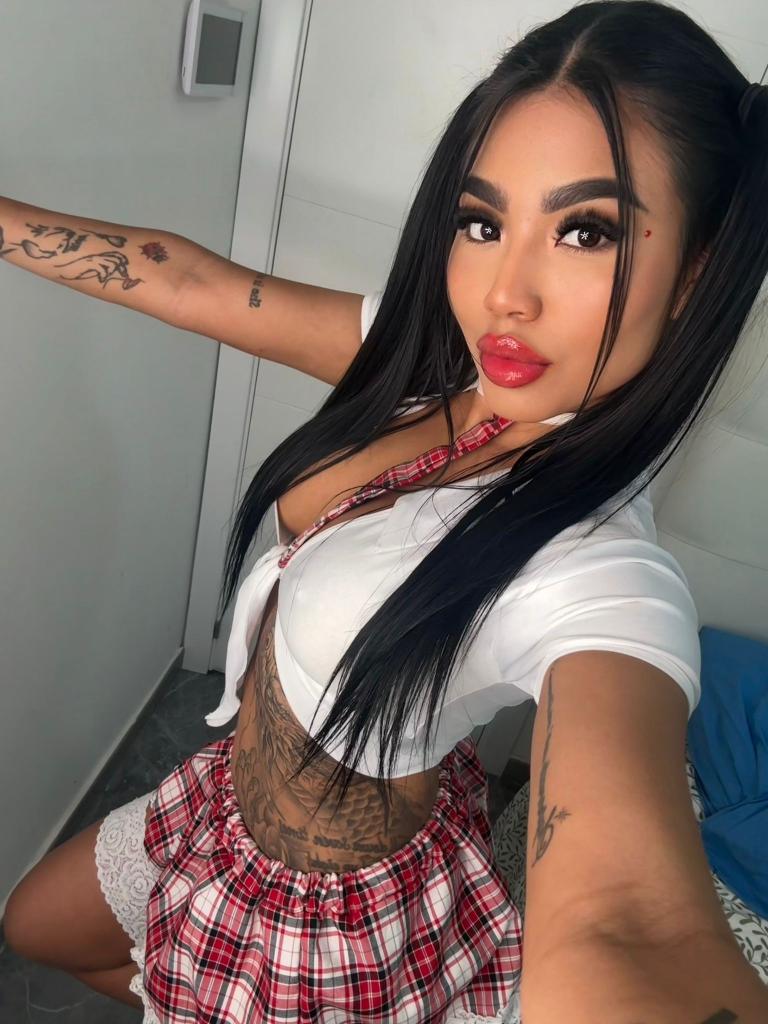 Chica busca chico en Madrid: Chica busca chico