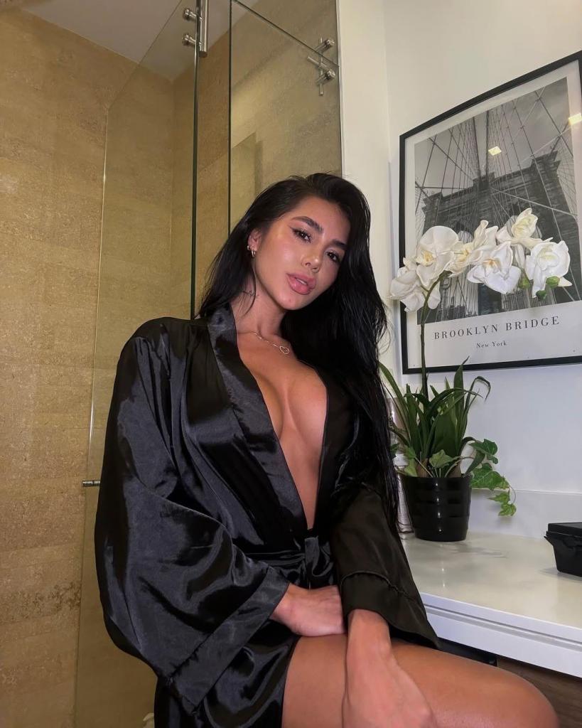 Chica busca chico en Mallorca: 