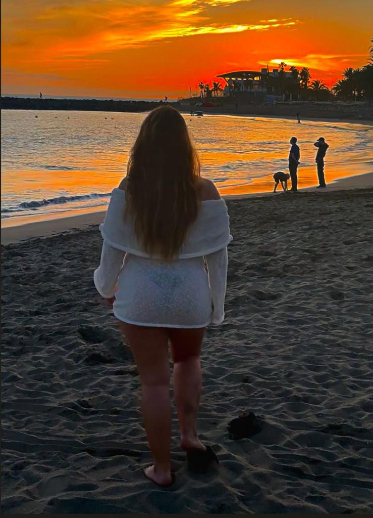 Chica busca chico en Tenerife: 