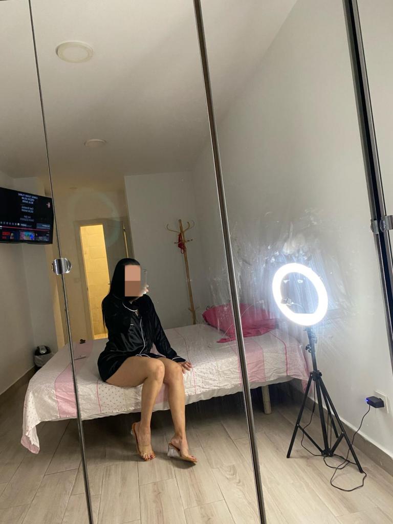 Chica busca chico en Murcia: 