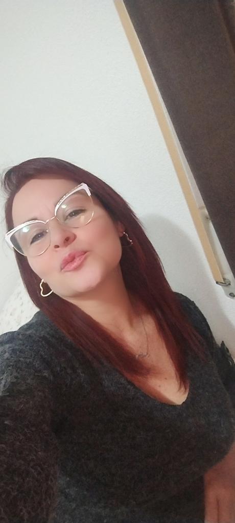 Chica busca chico en Almería: 