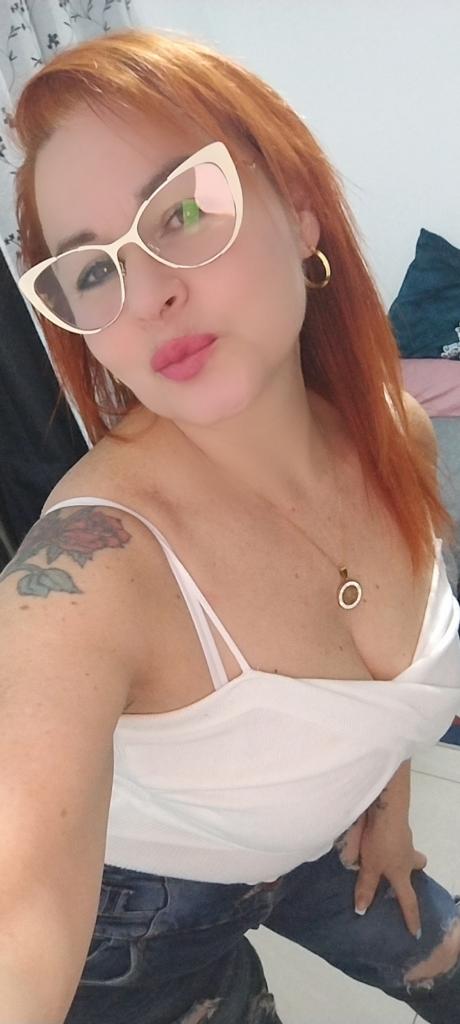 Chica busca chico en Almería: 