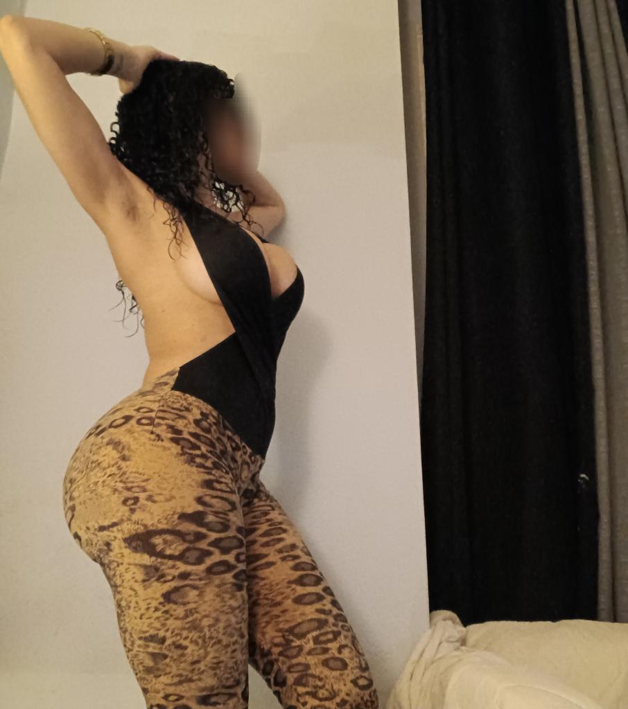 Chica busca chico en Cádiz: Chica busca chico