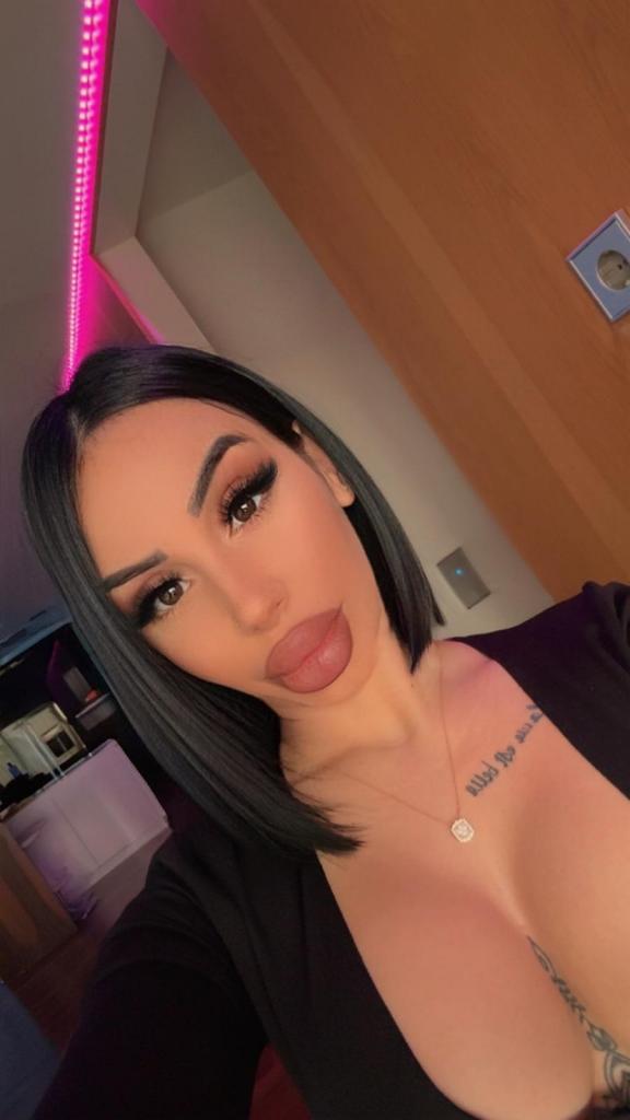 Chica busca chico en Cádiz: Chica busca chico