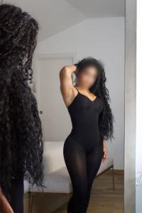 688418265: Chica busca chico en Alicante