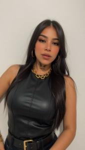 674469593: Chica busca chico en Barcelona