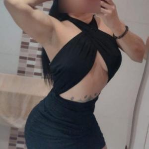 614762801: Chica busca chico en La Coruña
