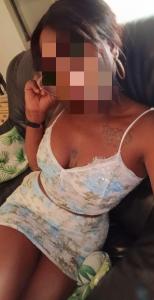 663166978: Chica busca chico en Murcia