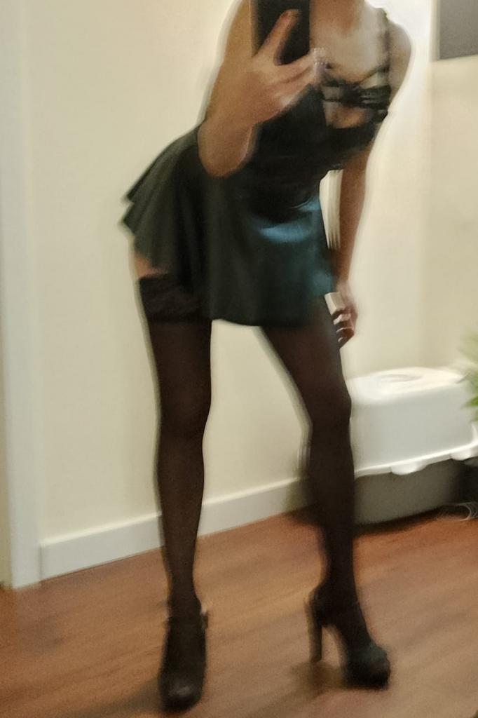 678657563: Chica busca chico en Pontevedra