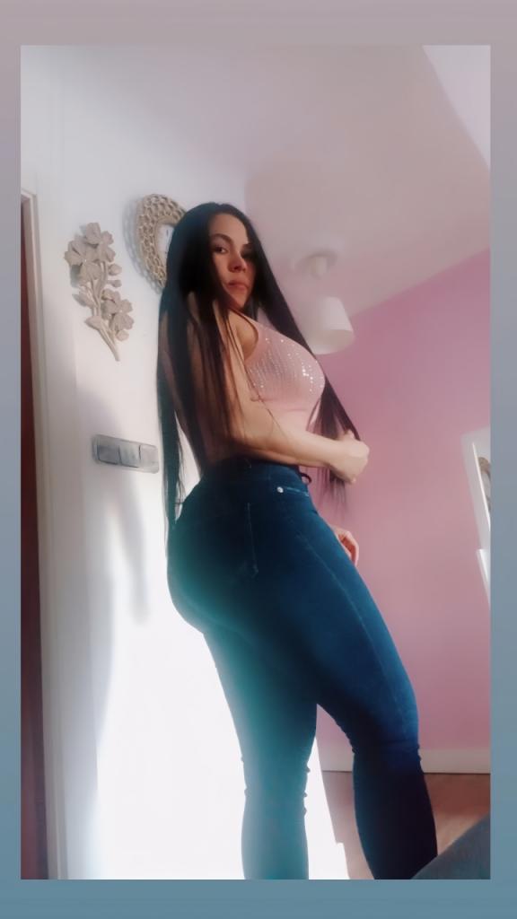 637103542: Chica busca chico en Guipúzcoa