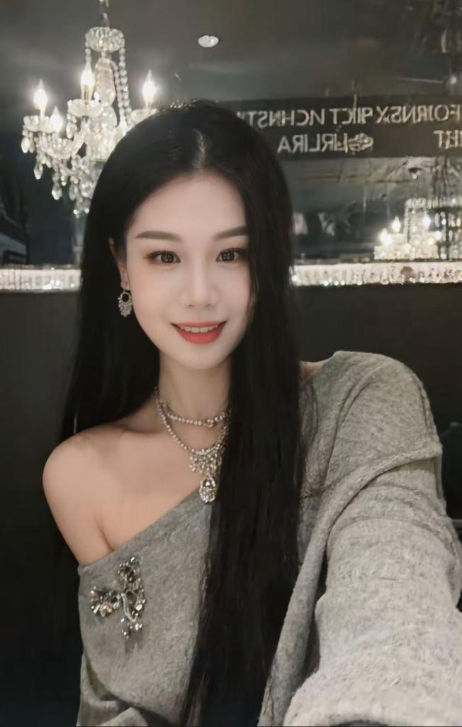 670693639: Chica busca chico en Valencia