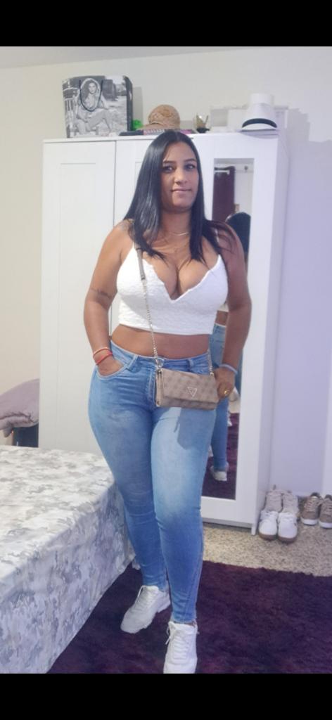 Chica busca chico en Mallorca: 