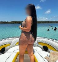 647781708: Chica busca chico en Barcelona