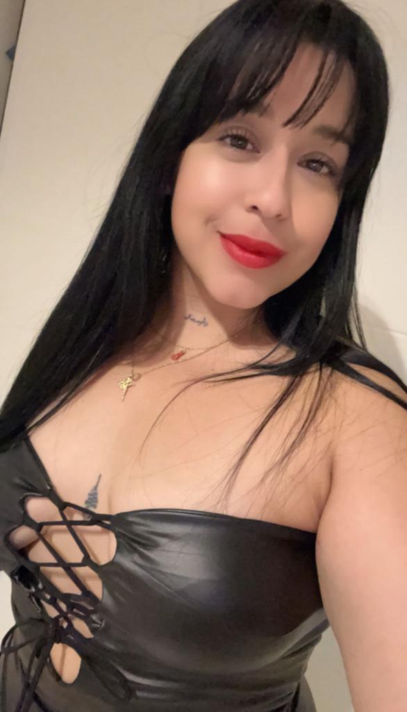 Chica busca chico en Tenerife: 