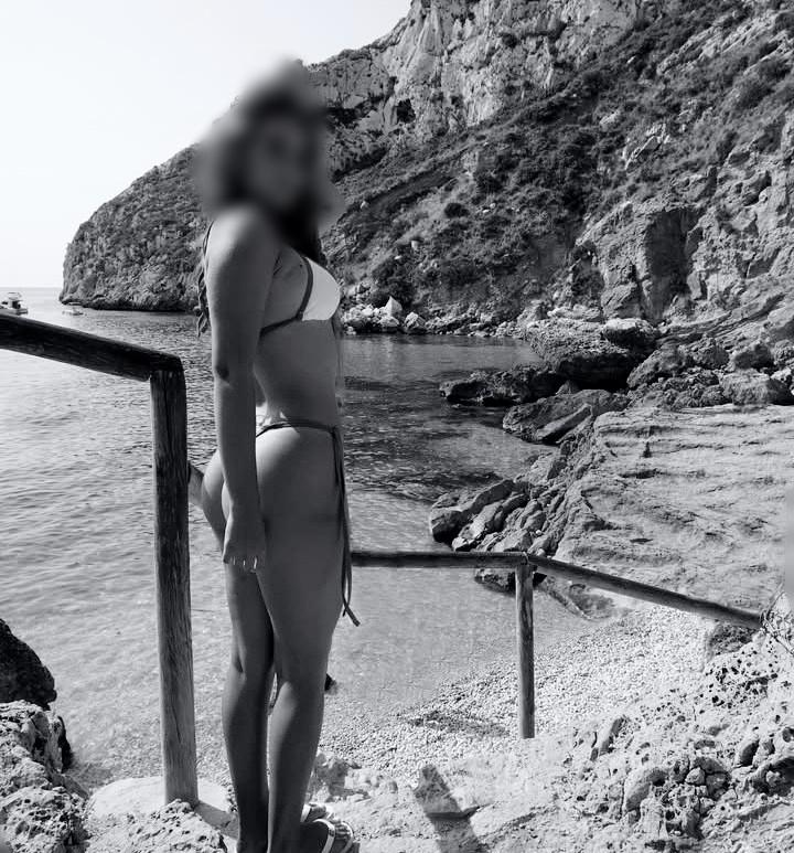 Chica busca chico en Tenerife: 