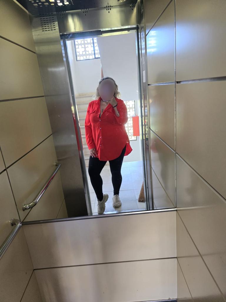 Chica busca chico en Sevilla: 