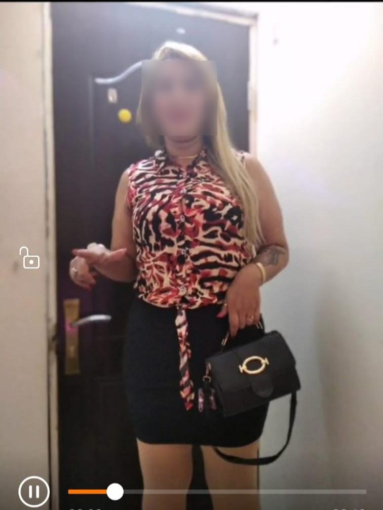 Chica busca chico en Alicante: 