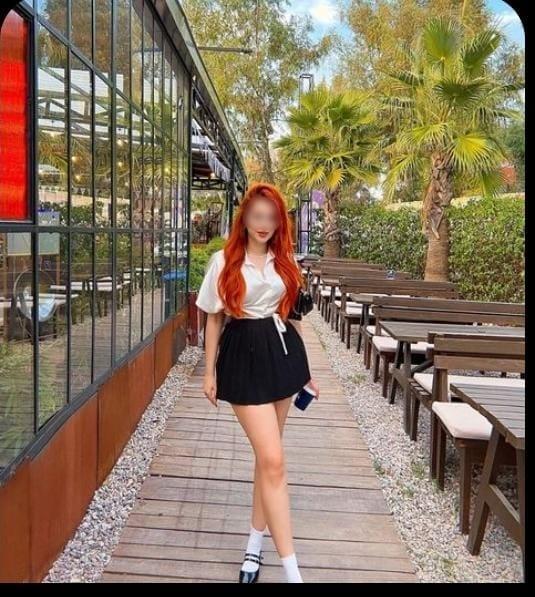 621384305: Chica busca chico en Málaga