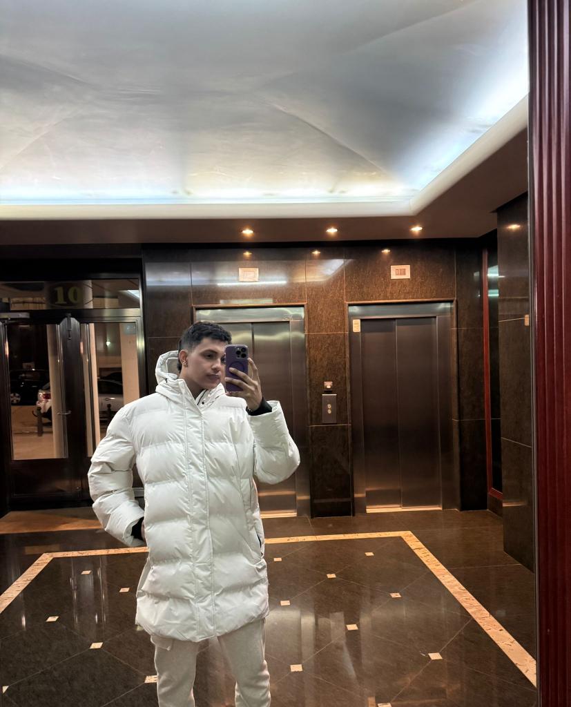 Chico busca chica en Asturias: 