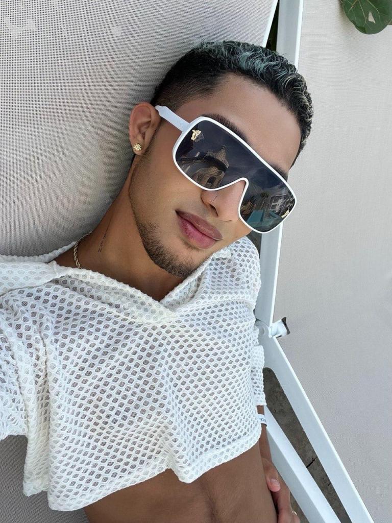 612267234: Chico busca chica en Alicante