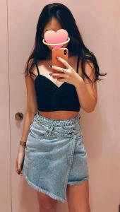 688145911: Chica busca chico en Barcelona