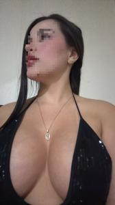 645818374: Chica busca chico en Barcelona