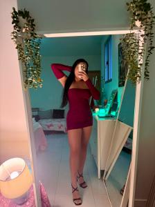 687506496: Chica busca chico en Madrid